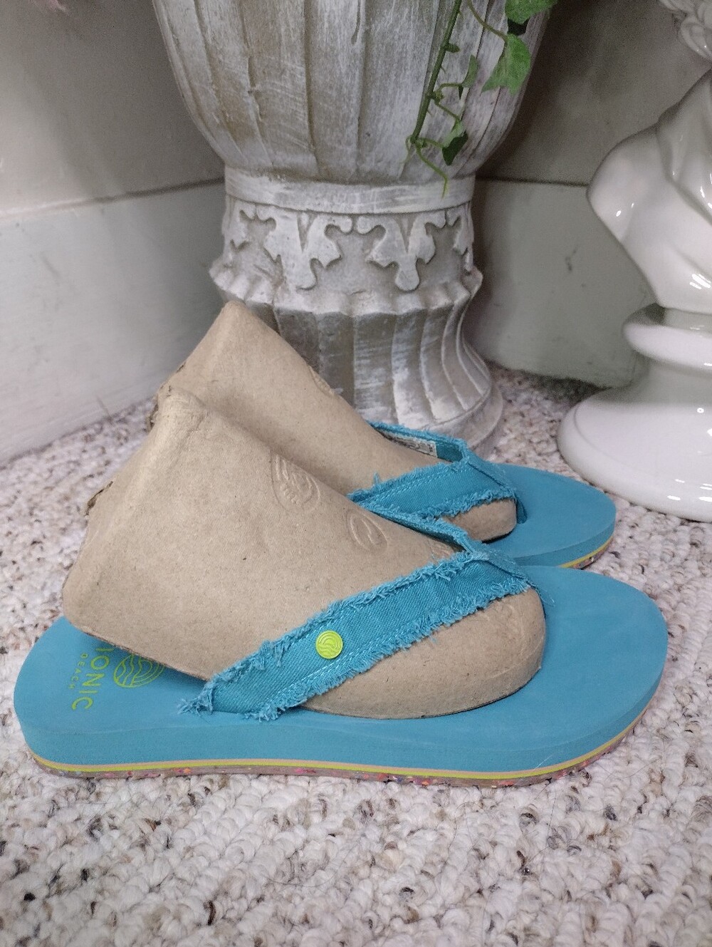 Vionic Beach Unwind Turquoise Cotton Canvas Flip-Flop/Thong Style Sandals
